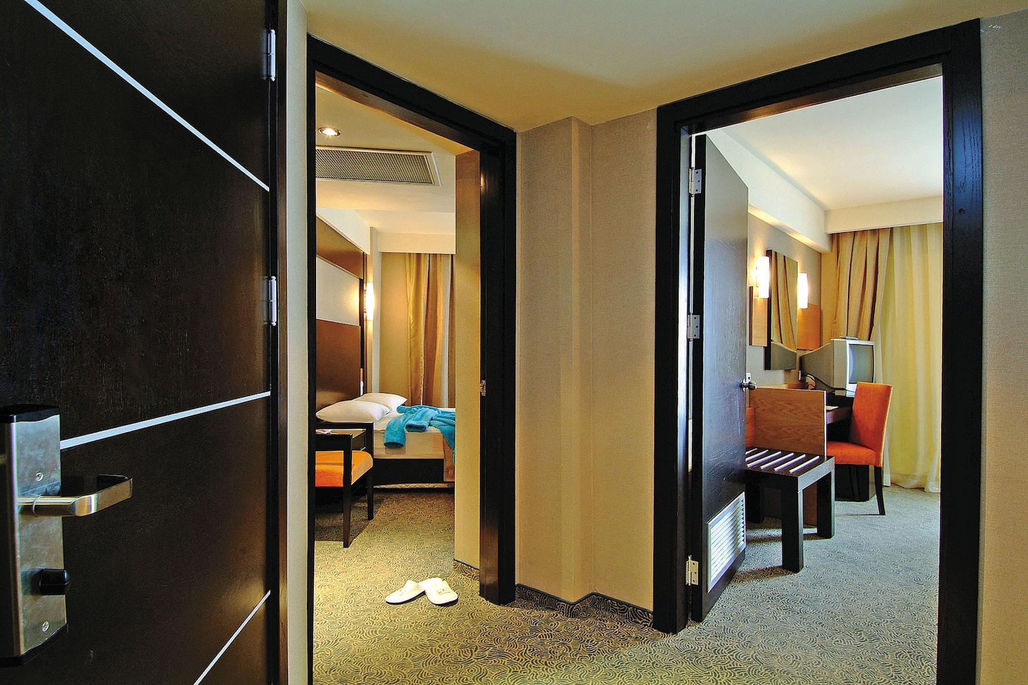 אלאניה Mc Arancia Resort Hotel מראה חיצוני תמונה